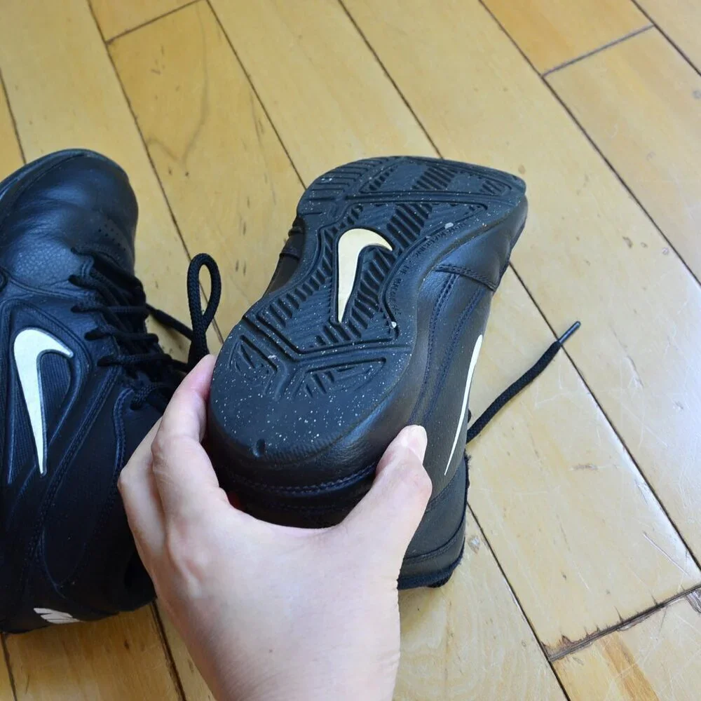 Nike Shoes Size 4Y